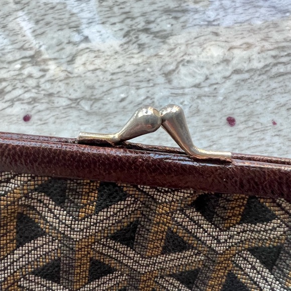 Vintage Goyard Kiss Lock Coin Purse - Picture 5 of 5